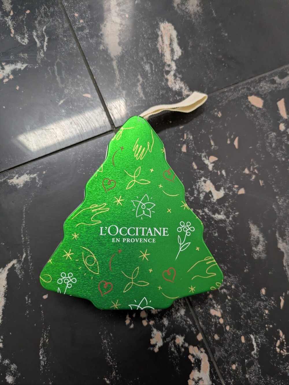 L'Occitane En Provence Holiday Ornament Gift Box